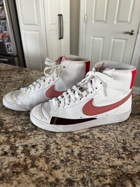 Nike High-Top Blazers White with Pink Swoosh and Red Heel
